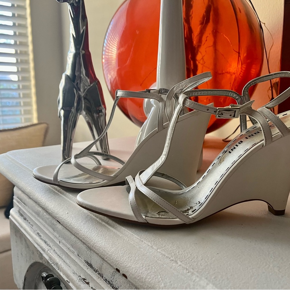 Gianni Bini  Wedge Heel Brand